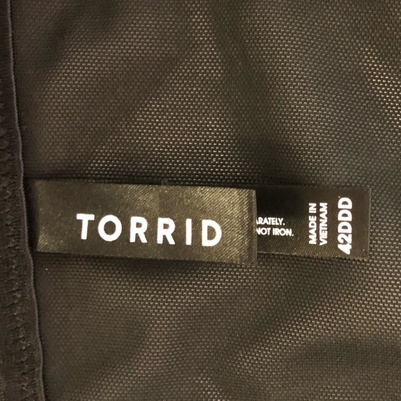 Like New Torrid XO Plunge Push-Up Bra 42 DDD Noelle Plaid Jester Red Plus Size - Picture 7 of 15